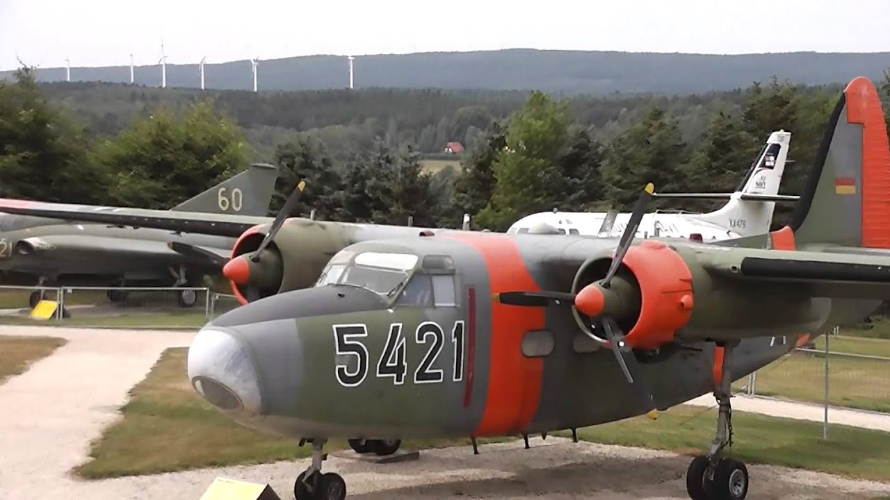 Hunting Percival P-66 Pembroke C54 - 5421