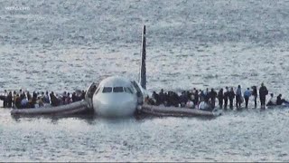 Miracle on the Hudson survivors return to Charlotte 10 years later