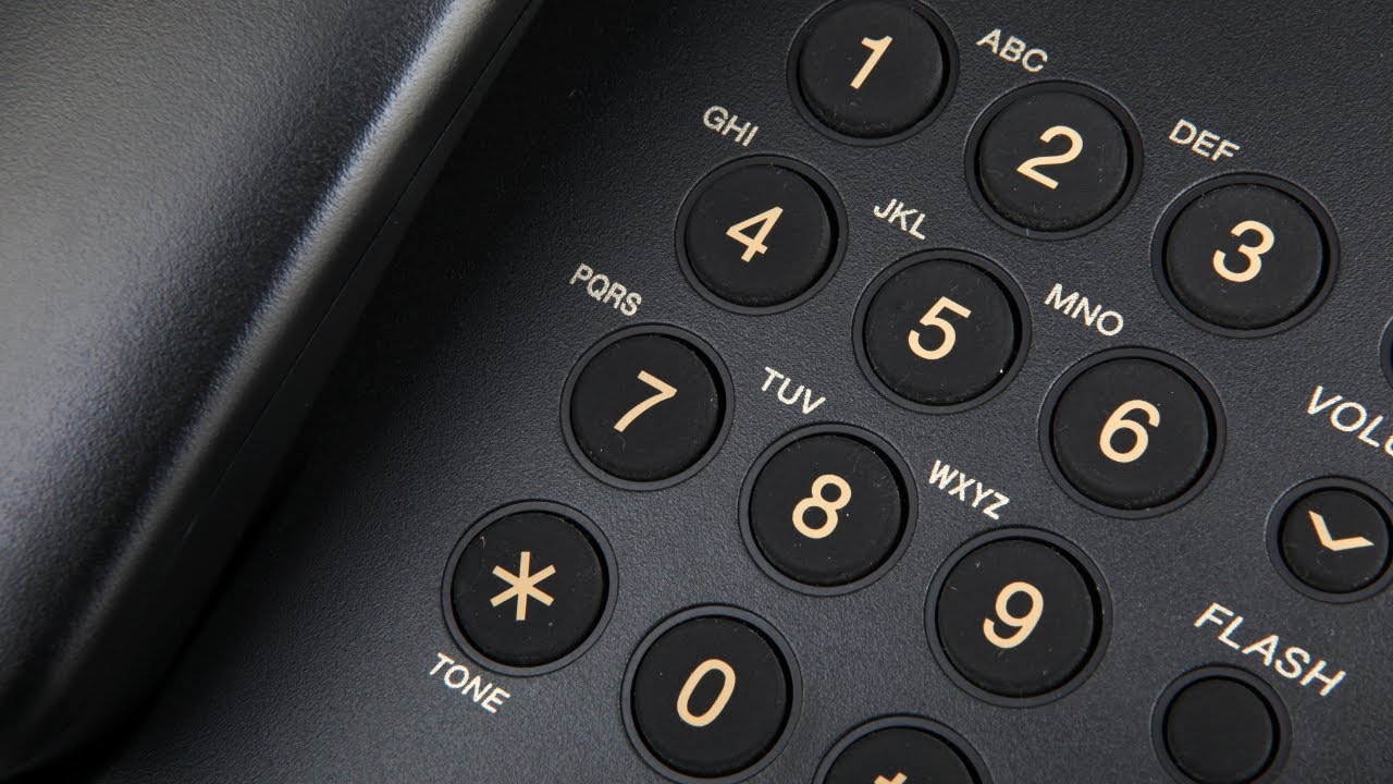 Какие номера телефонов помогут вам защитить от мошенников свои сбережения