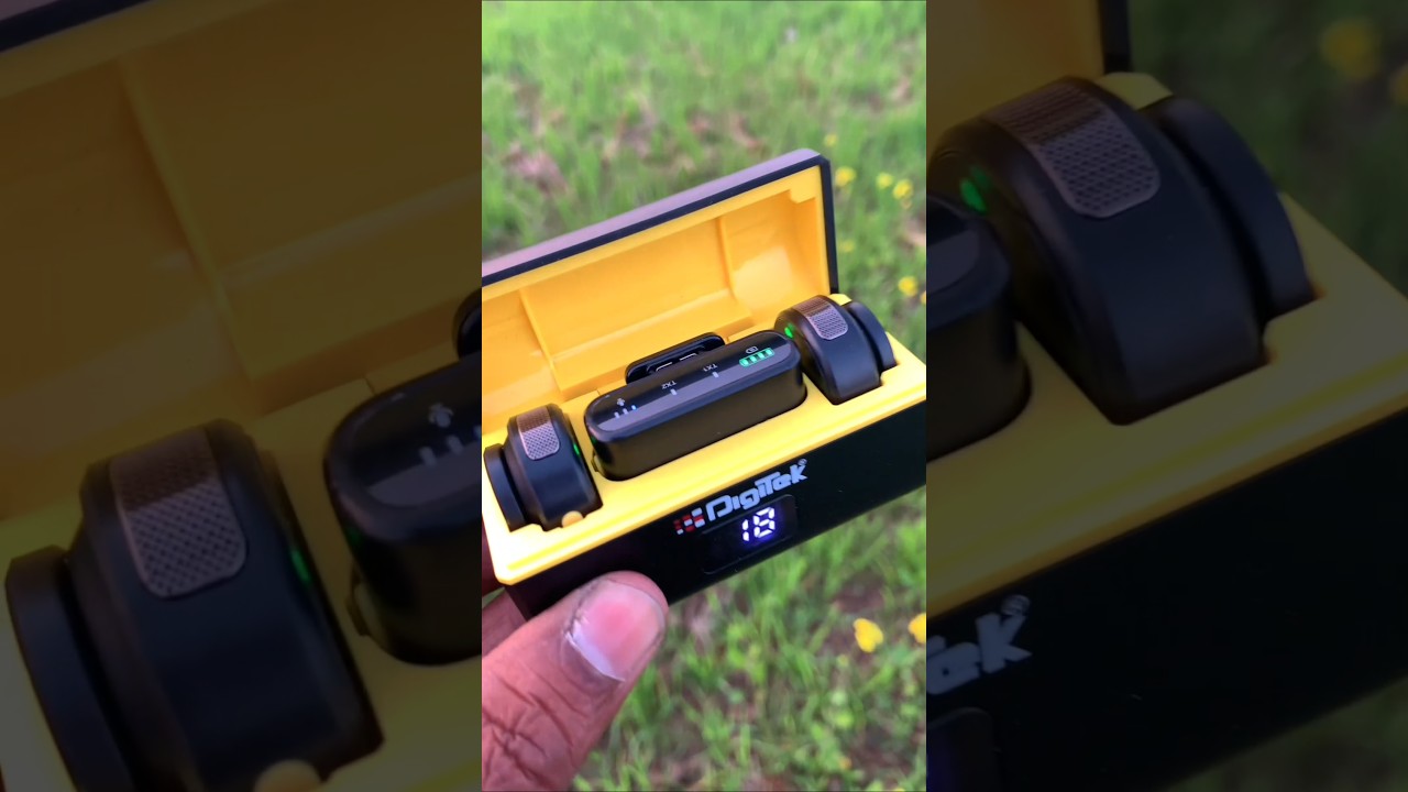 Digitek DWM 116 Wireless Microphone for Smartphone iPhone & Camera