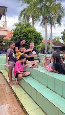 HBD Clarita 🤲🙏 bersama kak @Ninismarsela101 di kolam renang Tirta jangkar