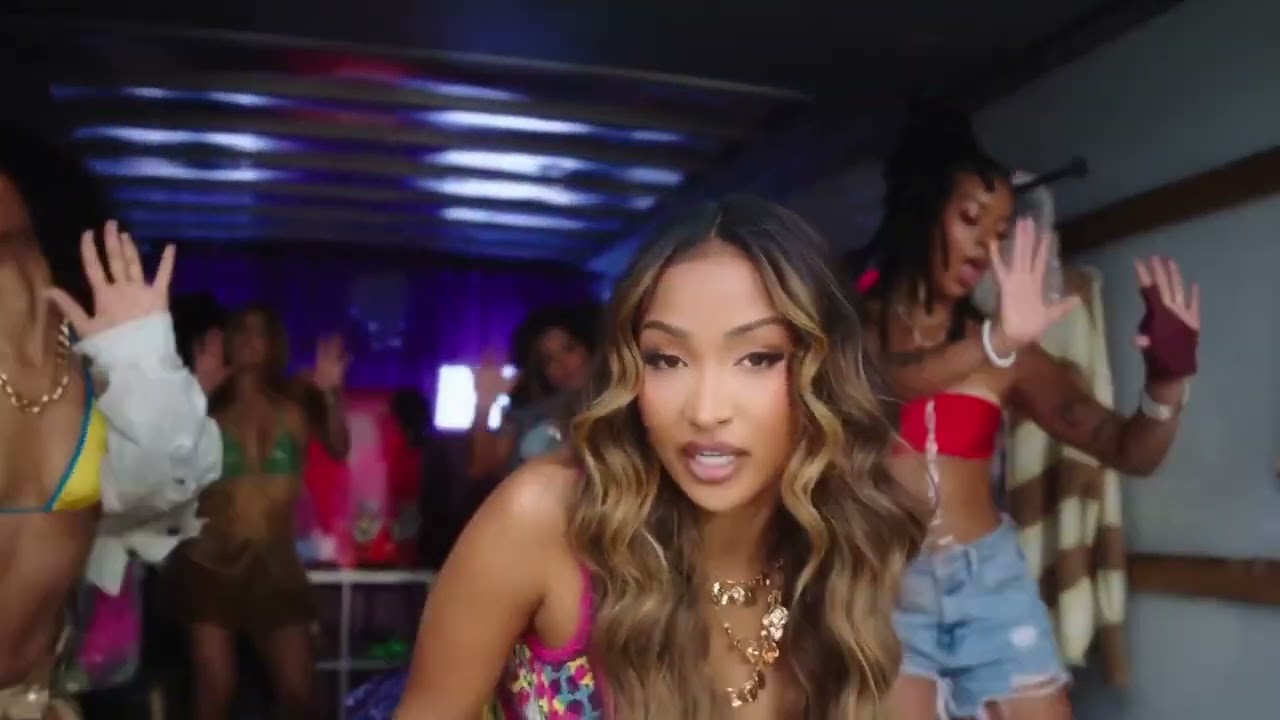 Kizz Daniel ft Shansee - Skinny Official AI Generated Music Video 