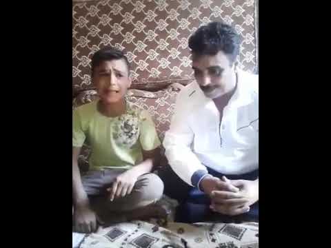 صائب محمد ابن الفنان جعفر محمد يغني بيت عتابا بجانب والده