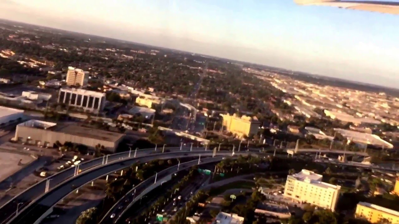 British Airways BA206 G-CIVK OneWorld taking off from Miami to Heathrow