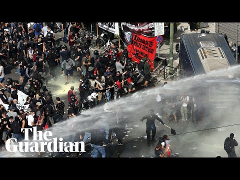 Golden Dawn: clashes follow landmark court ruling in Athens