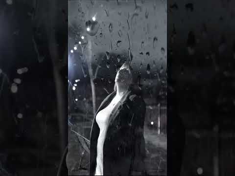 Никто не видит как душа болит