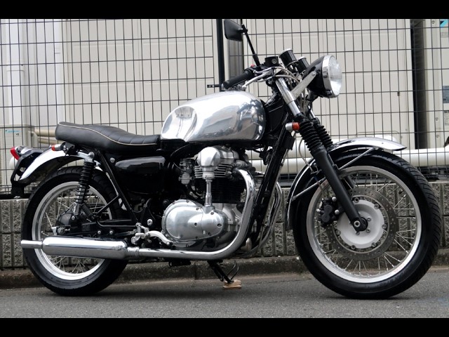 KAWASAKI W400 BSA ｶﾌｪﾚｰｻｰ - YouTube