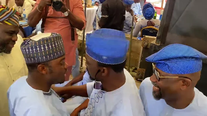 SHEIKH JAMIU AMI OLOHUN AND PASUMA WASIU ALABI GREET EACH OTHER SPECIALLY AT AN EVENT