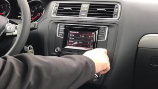 How-To Preset Radio Stations in a Volkswagen