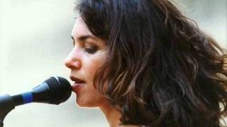 Susanna Hoffs- Stuck In The Middle Of You chords