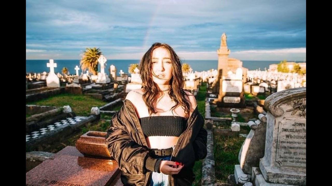 Again - Noah Cyrus (Solo Version)