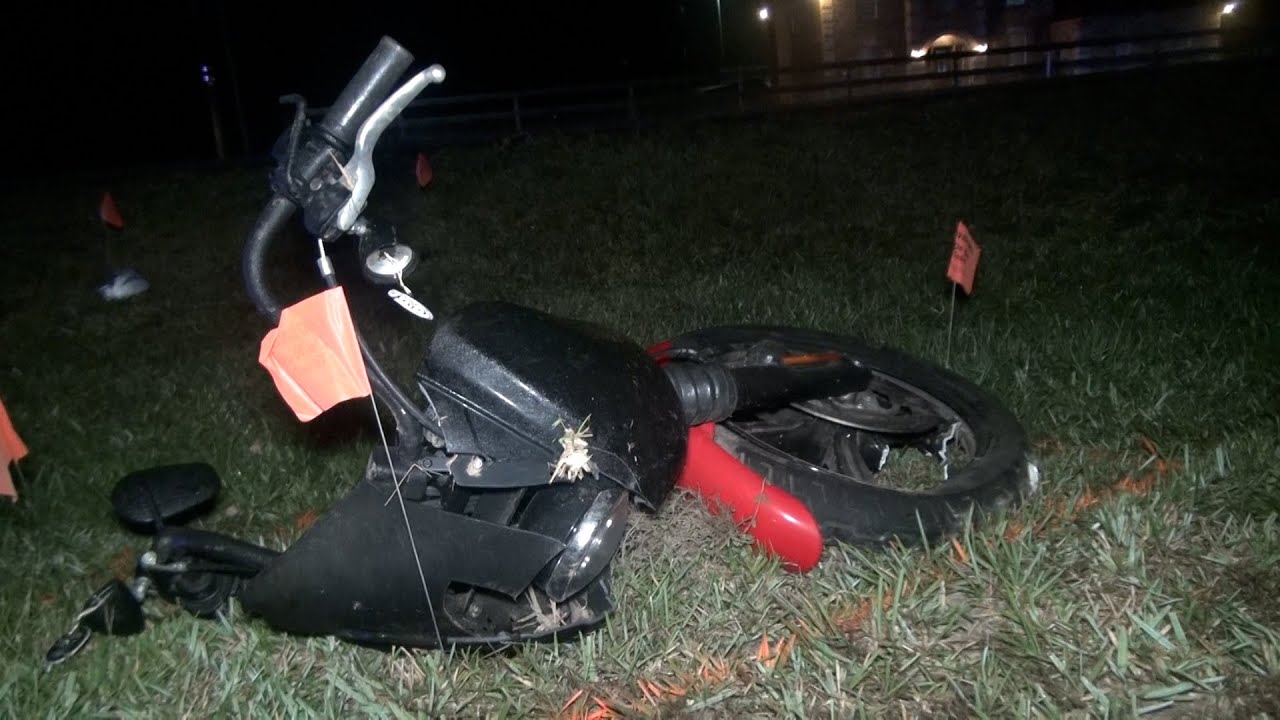 101522 SPLENDORA MOTORCYCLE FATAL-BIKE SPLITS IN TWO - YouTube