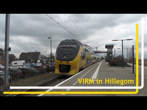 VIRM passeert station Hillegom // 4 maart 2017