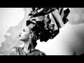 BTS: Beyoncé Covers L'Officiel