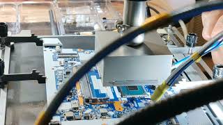 Lenovo ThinkPad E15 Gen2 NM-D011 снимаем процессор с помощью фена с насадкой.