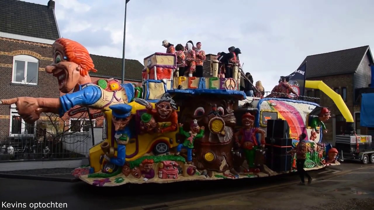 Impressie stoet Uikhoven 2019