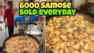 Rs 30,000/- Kg wali Hing ke samose 🔥 6000 samosa रोज़ाना बेचते हे 😱 Saath me Rabdi wali Lassi 🥛🥛
