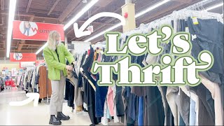 thrift with me at value village cuz I sold all of my clothes \\\\\\\\ thriftmas day 7 + giveaway