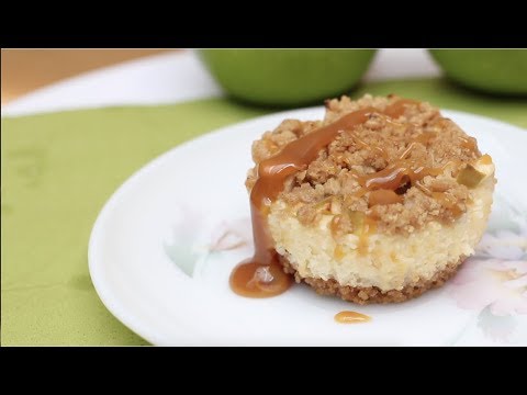 Caramel Apple Crumble Mini Cheescakes | Recipe