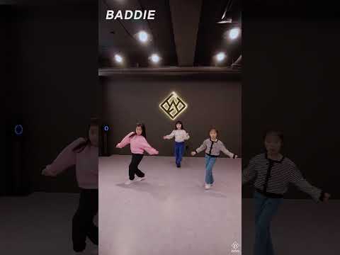IVE (아이브) - Baddie (배디)| 커버댄스 | challenge | 챌린지 | 안무 | 화목걸스키즈 저학년 [<strong>TEAM</strong> <strong>B</strong>] #Shorts [와와댄스마포본점]