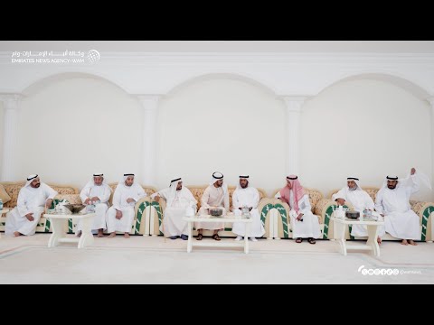 خليفة بن طحنون بن محمد ي قد م واجب العزاء في وفاة موزة أحمد السبوسي