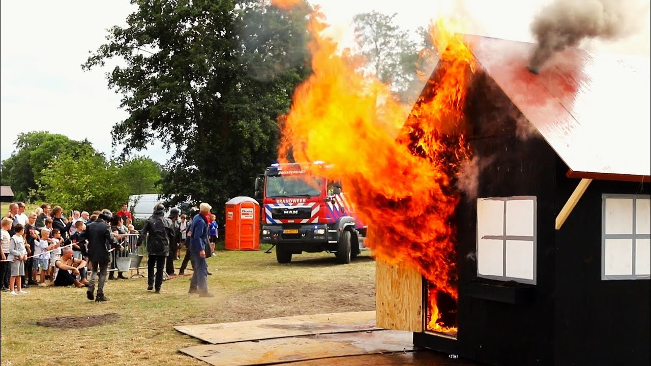 Veel bekijks bij spectaculaire open dag bij Brandweer - Zwartebroek 27 08 2022