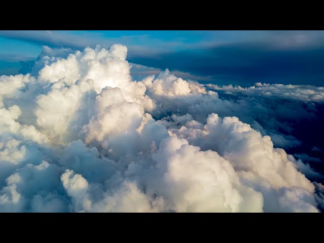 Flying Through Clouds — 4K UHD Amazing Nature Screensaver (No Sound) class=