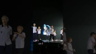 SEVENTEEN - Mansae (2) @ 170909 DIAMOND EDGE IN KL