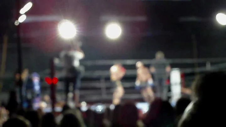Stan "The Steamer" Peterec vs Tracey Hebert rd 4.AVI
