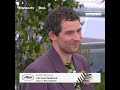 Charisme discret, regard profond : Josh O'Connor capte les objectifs à Cannes 2025 !