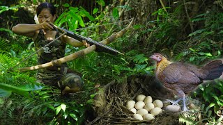 Crafting Crossbows - Hunting Wild Chicken/ Bushcraft & Survival Part 5