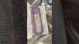 Crochet mesh bookmark. Do you need a tutorial? #crochet #bookmark #crochetprojects