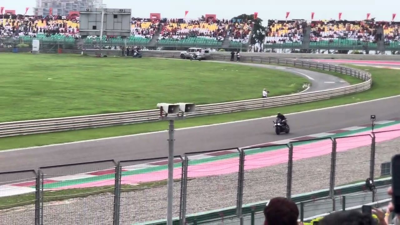 John Abraham riding BMW M1000 RR | I cannot believe I'm living this moment |MotoGP Bharat 2023 