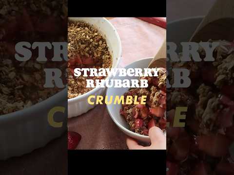 Crumbles: the GREATEST DESSERT of ALL TIME? 🤤❤️🔥#shorts