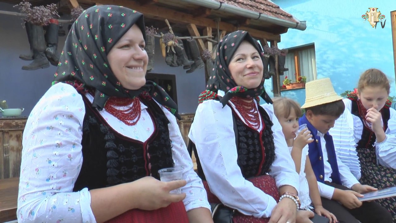 Fekete-piros. Szék - Mezőség népművészete I.