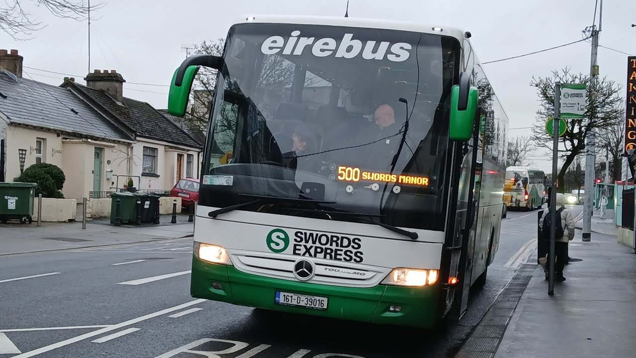 10 minutes of riding on swords Express's Mercedes Tourismo on route 500