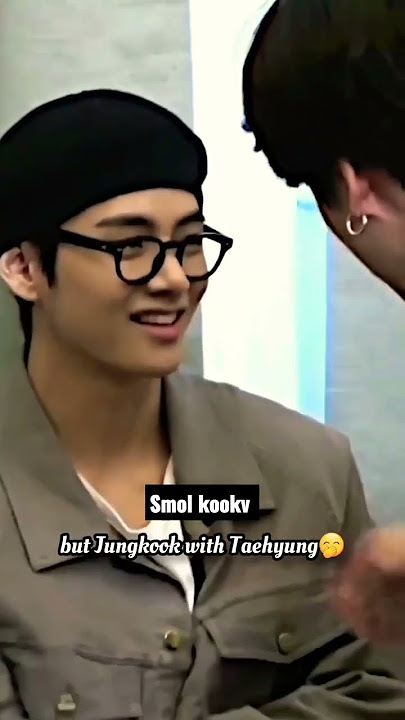 Jungkook was way different with Taehyung😚🤭🤌....managed to flirt in b/w his task😅🤭💜💚🌈