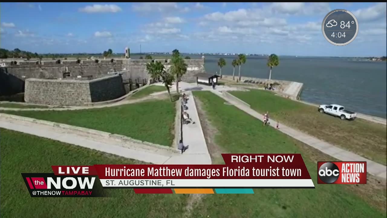 Hurricane Matthew damages Florida tourist town - YouTube