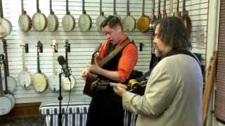 Don Julin & Billy Strings at Elderly Instruments chords