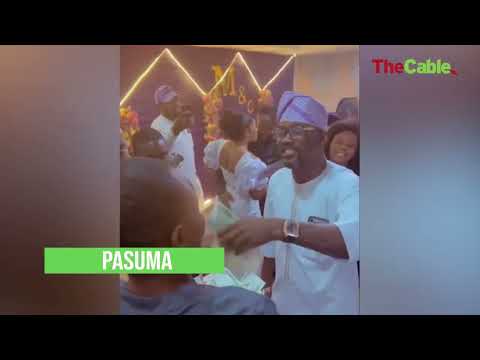 Old videos of 10 celebrities spraying naira at event