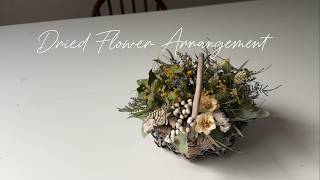 April | Casual | Dried Flower Basket Arrangement - YouTube