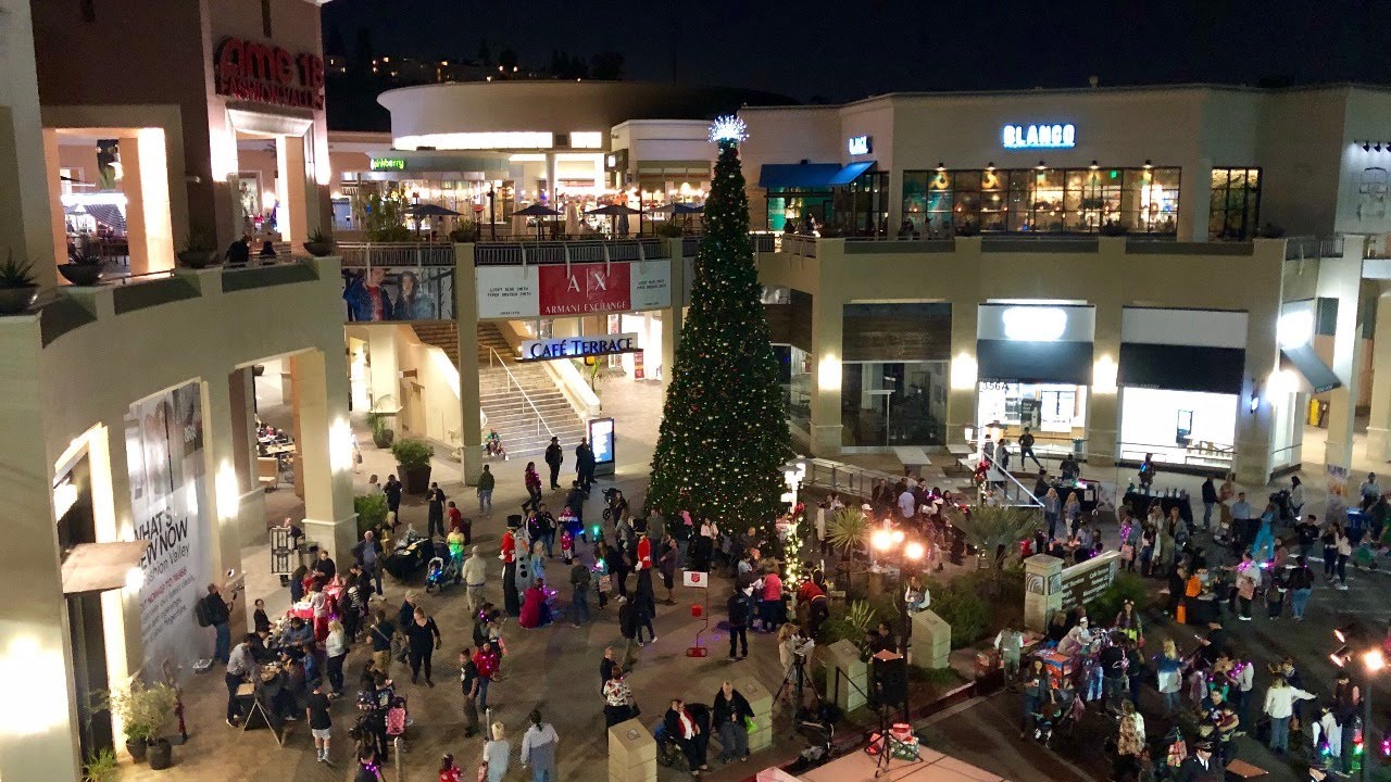 Fashion Valley Mall tree lighting - Nov. 7, 2019 