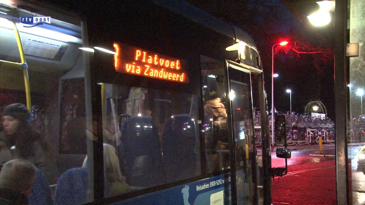GroenLinks Overijssel voert actie: dienstregeling voor bussen jaagt mensen de auto in