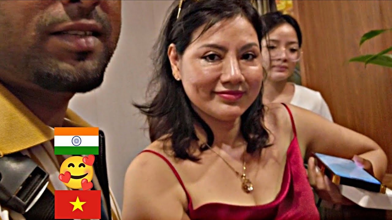 Tinder Date with Hot Vietnam Girl in Hanoi 🇻🇳