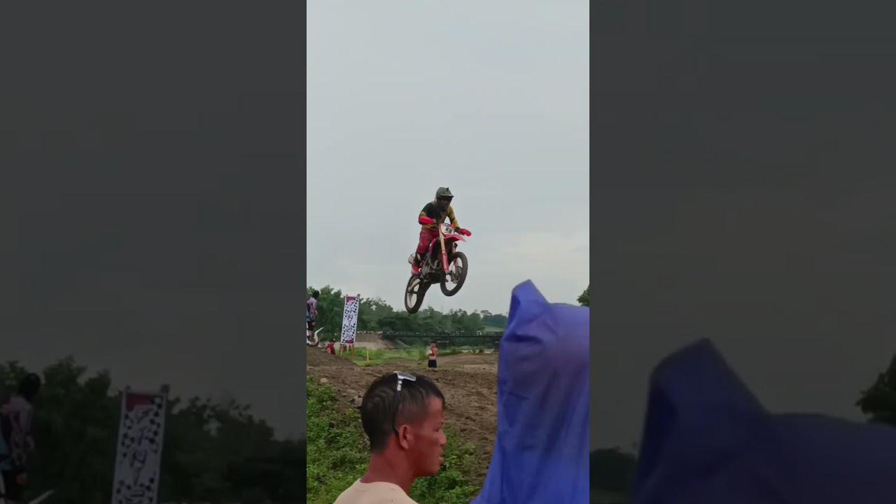 FLYING LIKE AN EAGLE DURING MAASIN ILOILO MOTOCROSS COMPETITION