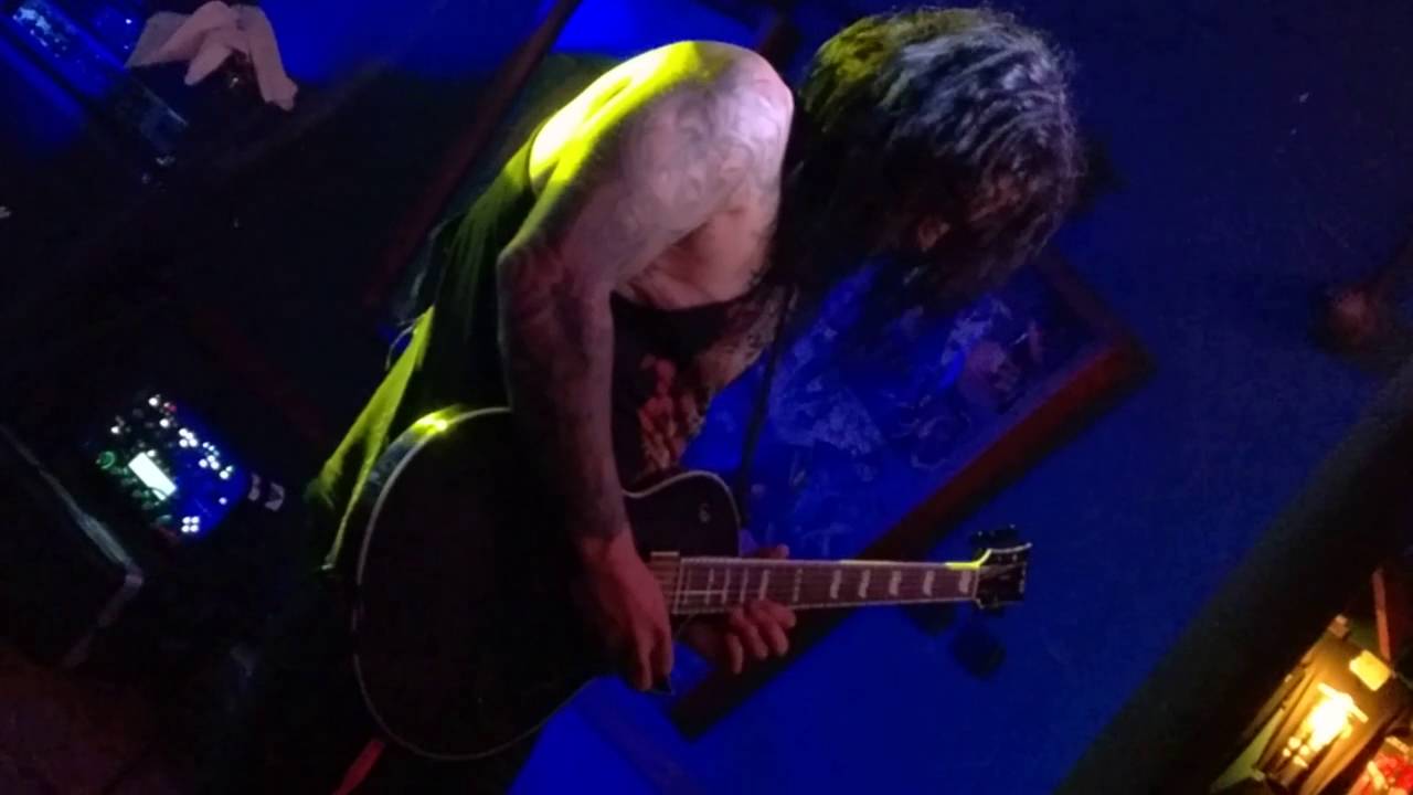 Circle II Circle - Bill Hudson Guitar Solo (Live)