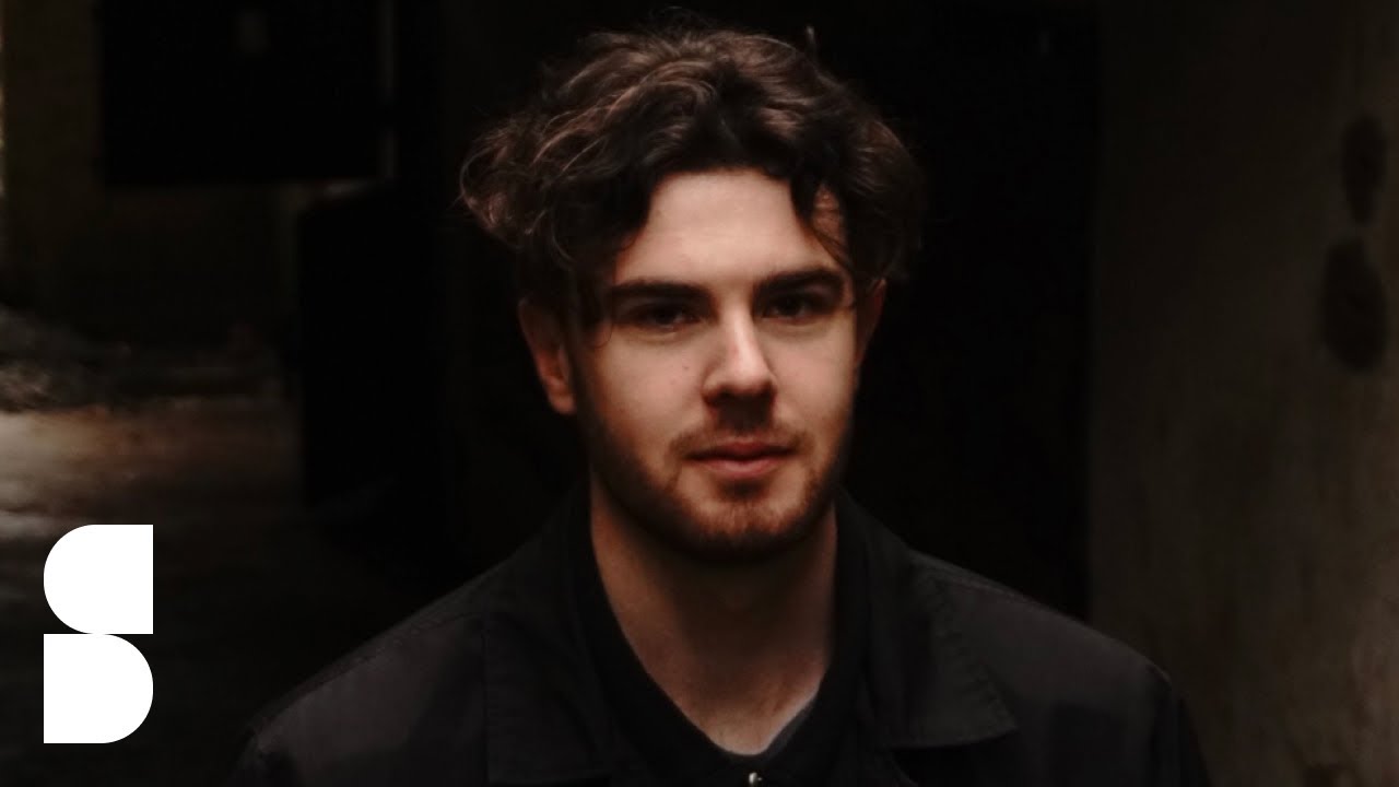 Ambion - A Little Woogie