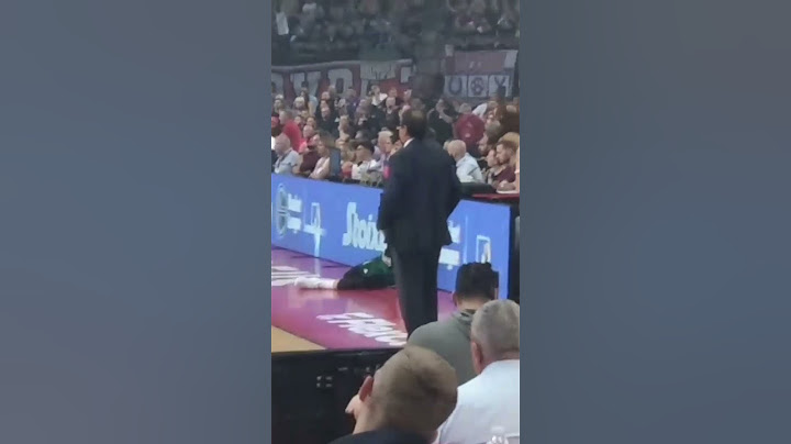 Ο Σλούκας μπαίνει στο παρκε με Πράσινη φανέλα