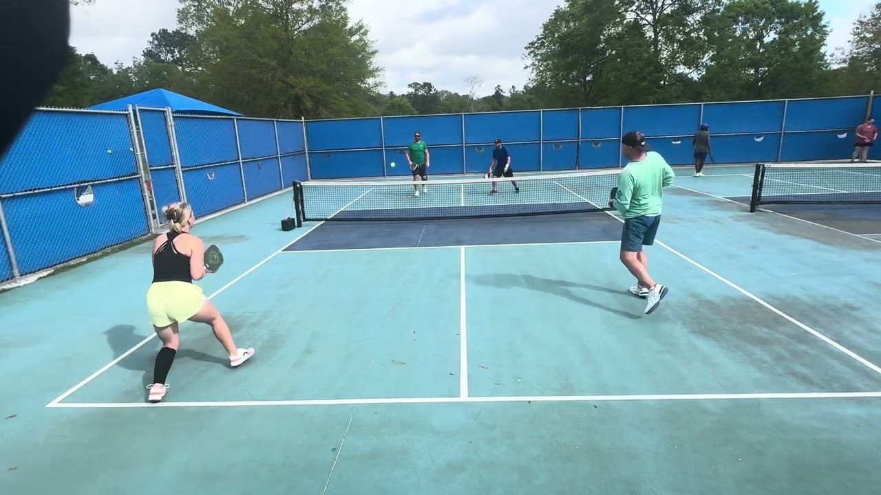 Megan Derrick vs Mason Lucas