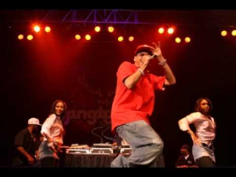 Chris Brown Performs Yeah 3X on Saturday Night Live